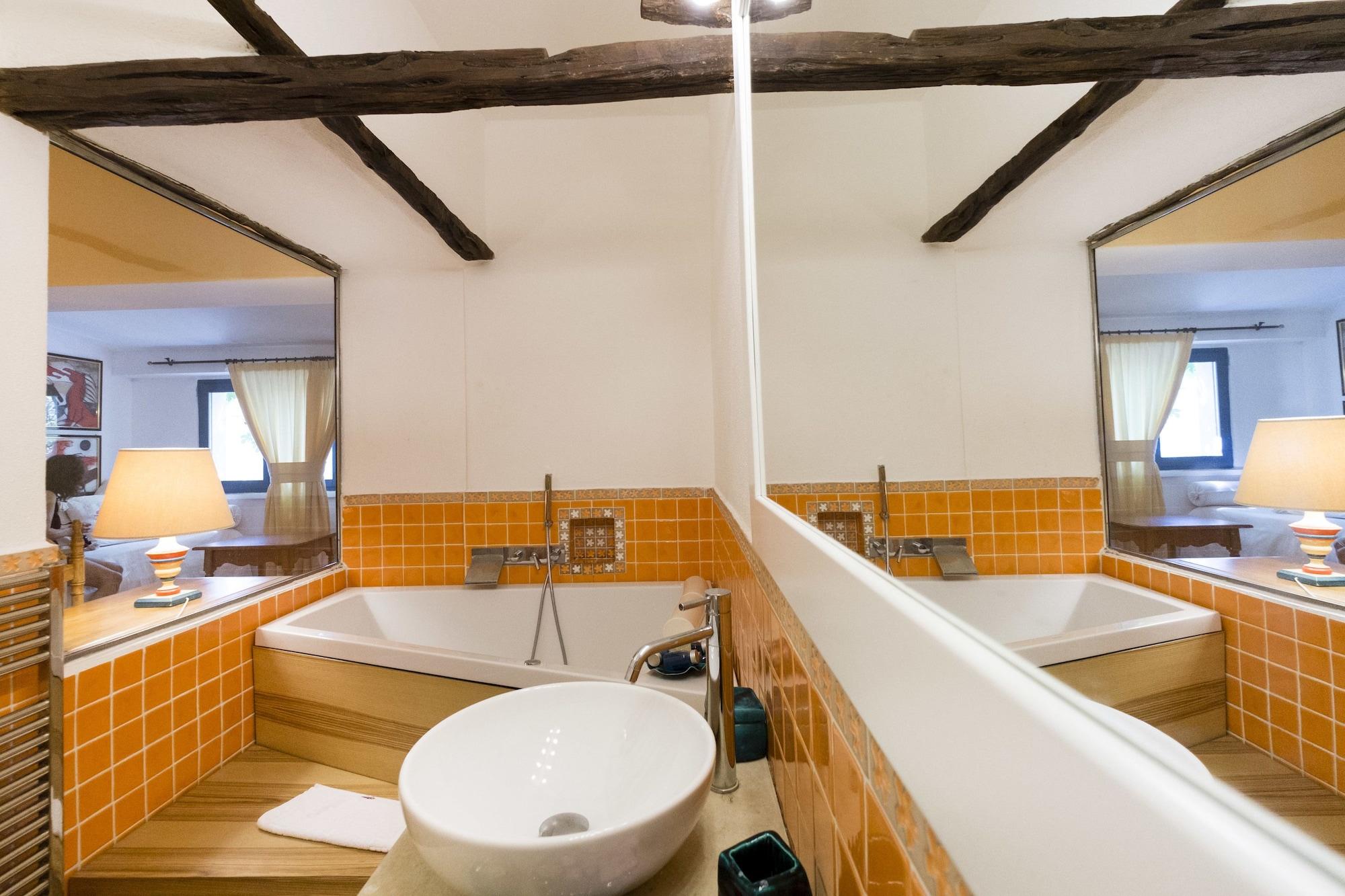 Su Gologone Hotel Oliena Exterior photo