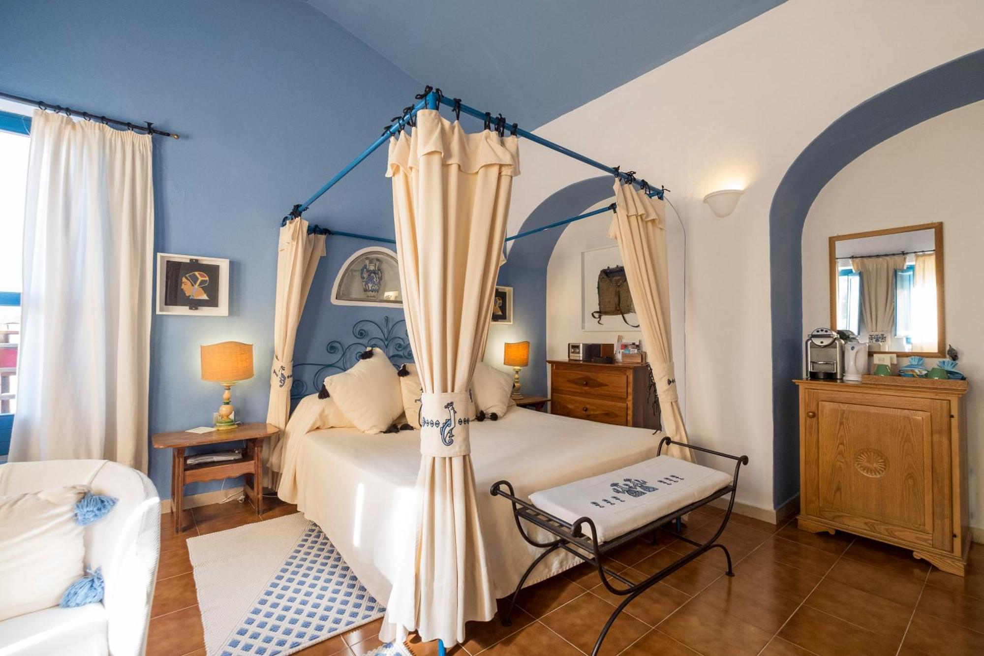 Su Gologone Hotel Oliena Exterior photo