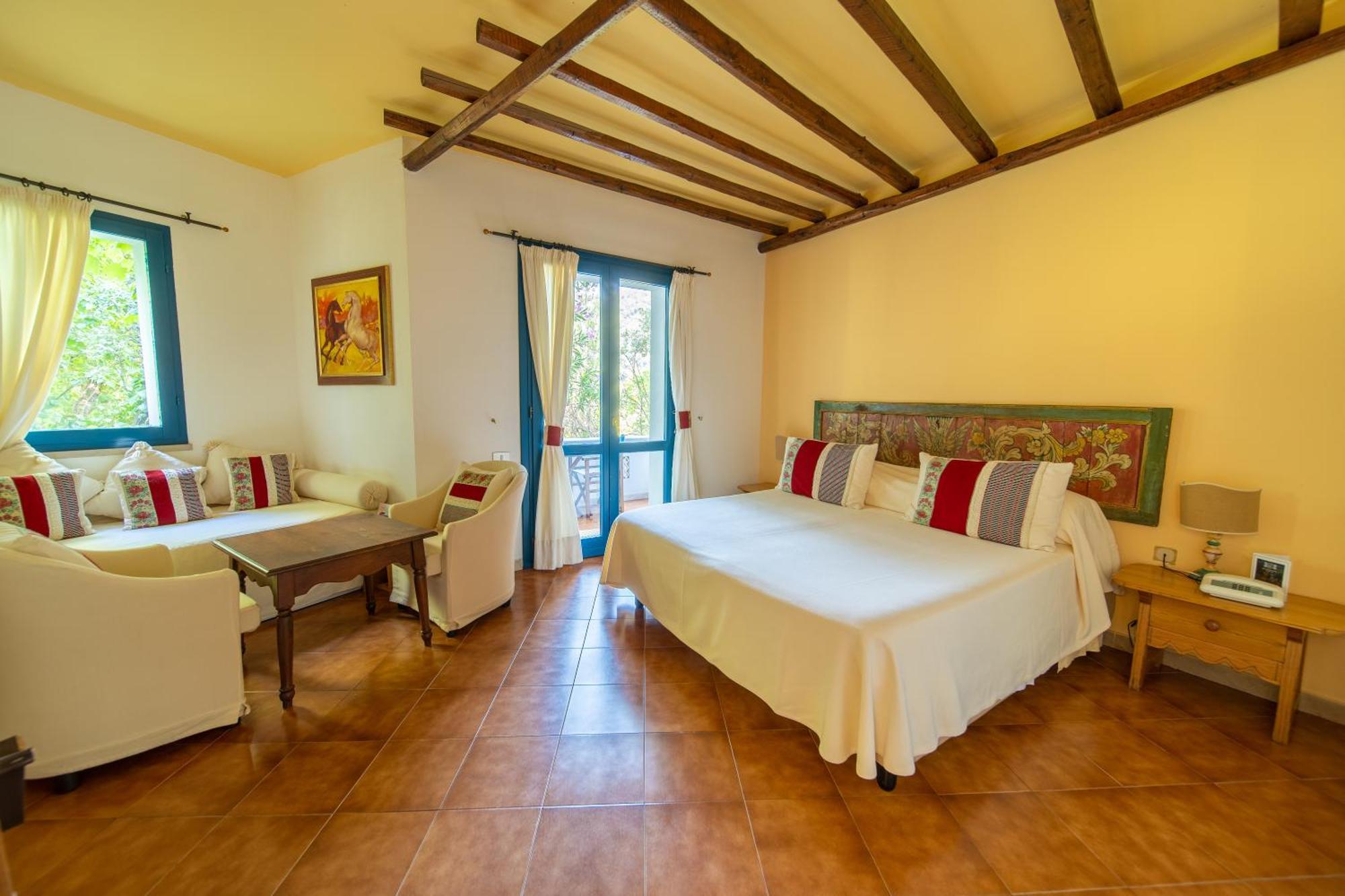 Su Gologone Hotel Oliena Exterior photo