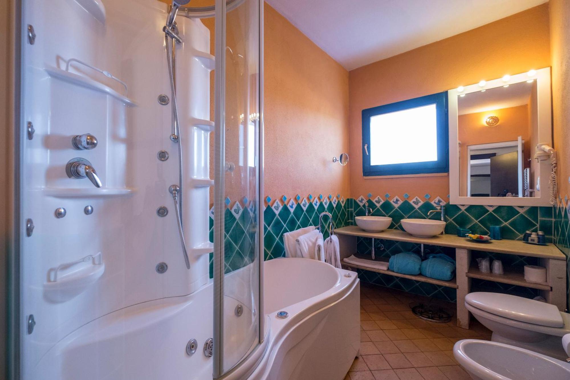 Su Gologone Hotel Oliena Exterior photo