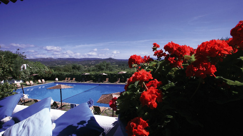 Su Gologone Hotel Oliena Exterior photo