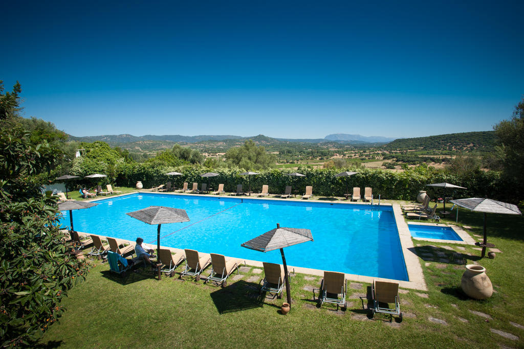 Su Gologone Hotel Oliena Exterior photo