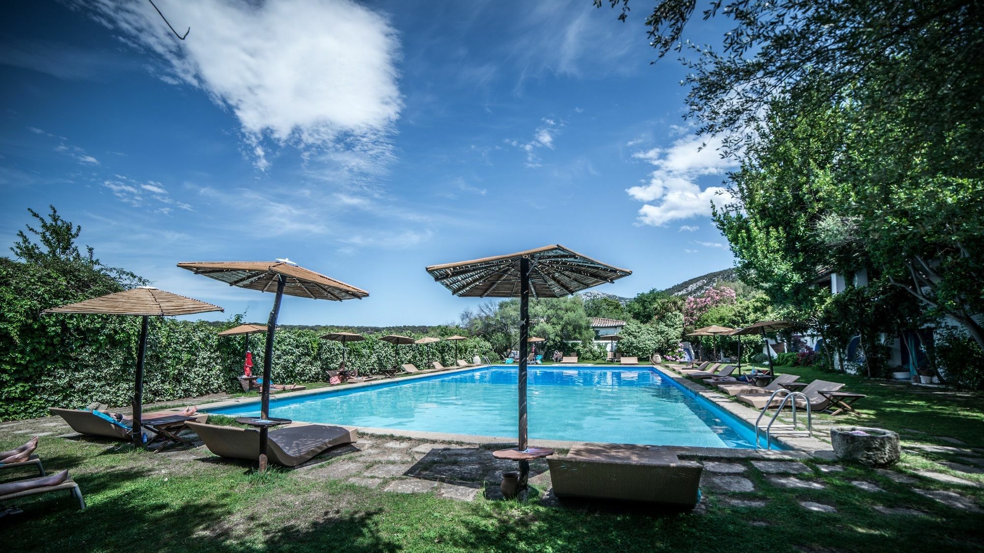 Su Gologone Hotel Oliena Exterior photo
